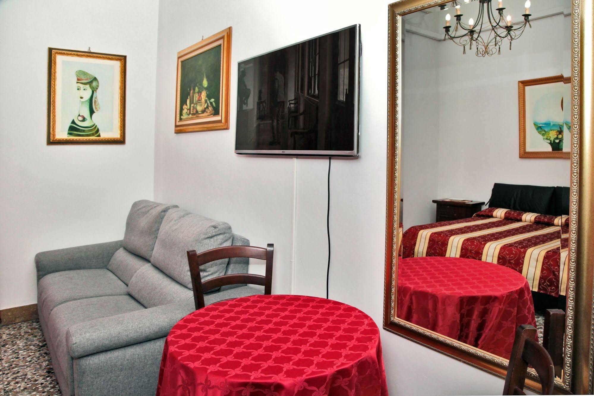 Crispi Rooms Catania Exterior photo